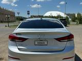 Hyundai Elantra 2018 годаfor5 500 000 тг. в Уральск – фото 5