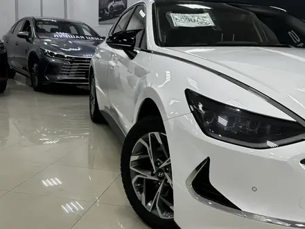 Hyundai Sonata 2023 года за 11 800 000 тг. в Костанай – фото 4