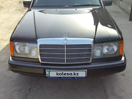 Mercedes-Benz E 200 1993 года за 2 200 000 тг. в Шымкент – фото 6