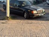 Mercedes-Benz E 320 1991 годаүшін3 200 000 тг. в Жетысай – фото 2