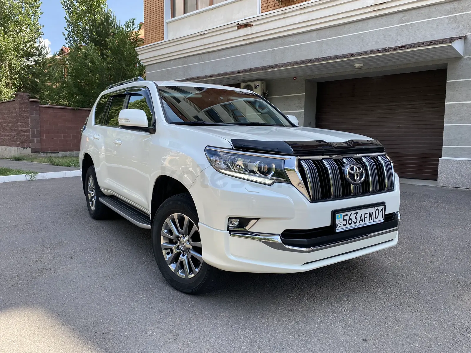 Toyota Land Cruiser Prado с водителем в Астане — объявление №123966813:  Прокат, аренда на Колёсах