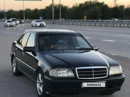 Mercedes-Benz C 280 1995 года за 1 950 000 тг. в Алматы – фото 3