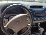 Toyota Camry 2005 годаүшін5 100 000 тг. в Усть-Каменогорск – фото 2