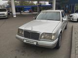 Mercedes-Benz E 220 1994 года за 2 000 000 тг. в Алматы – фото 4