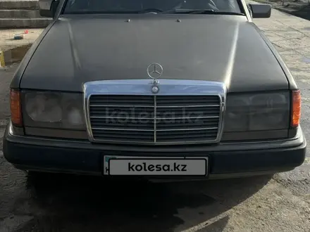 Mercedes-Benz E 230 1990 года за 990 000 тг. в Туркестан