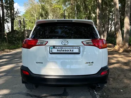 Toyota RAV4 2015 года за 11 000 000 тг. в Павлодар – фото 4