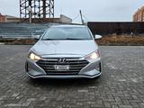 Hyundai Elantra 2019 года за 6 600 000 тг. в Актобе