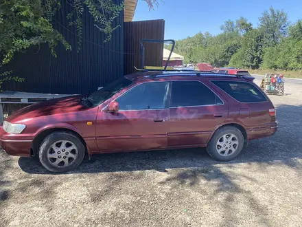 Toyota Camry Gracia 1998 года за 1 800 000 тг. в Алматы – фото 7