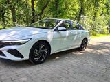 Hyundai Elantra 2024 года за 9 300 000 тг. в Шымкент – фото 2