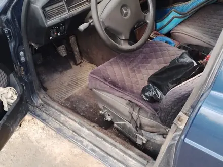 Mercedes-Benz 190 1992 года за 60 000 тг. в Атырау – фото 6
