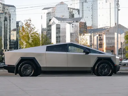 Tesla Cybertruck 2024 года за 103 000 000 тг. в Алматы – фото 30