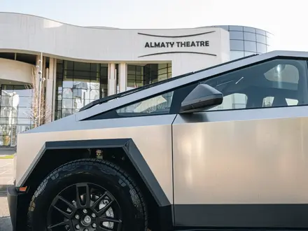 Tesla Cybertruck 2024 года за 103 000 000 тг. в Алматы – фото 4
