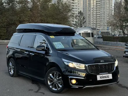 Kia Carnival 2016 года за 15 690 000 тг. в Астана