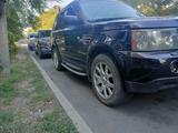 Land Rover Range Rover Sport 2008 года за 6 800 000 тг. в Алматы – фото 2
