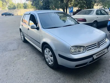 Volkswagen Golf 2001 года за 2 900 000 тг. в Тараз