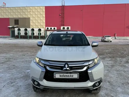 Mitsubishi Montero Sport 2019 года за 15 500 000 тг. в Астана – фото 2