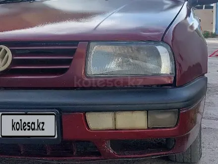 Volkswagen Vento 1992 года за 900 000 тг. в Тараз – фото 2