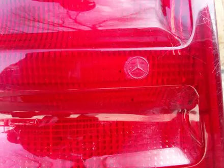 Задний фонарь на Mercedes-Benz W210 универсал за 15 000 тг. в Тараз – фото 6