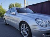 Mercedes-Benz E 320 2002 годаүшін5 800 000 тг. в Караганда – фото 5