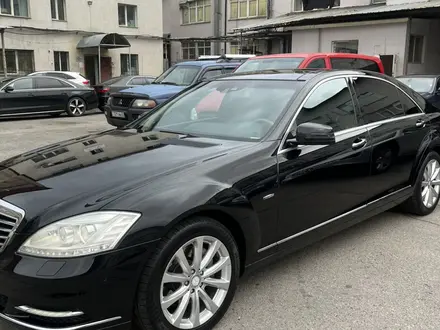 Mercedes-Benz S 400 2009 года за 11 000 000 тг. в Алматы