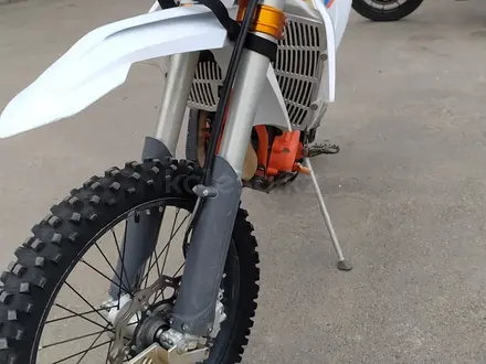 KTM  350 EXC F 2022 года за 4 500 000 тг. в Алматы – фото 2