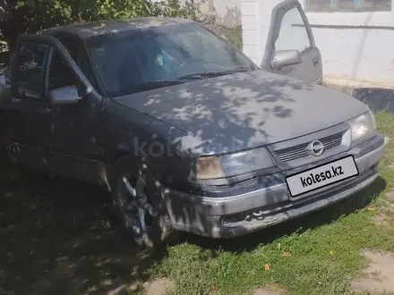 Opel Vectra 1994 года за 600 000 тг. в Актобе – фото 4