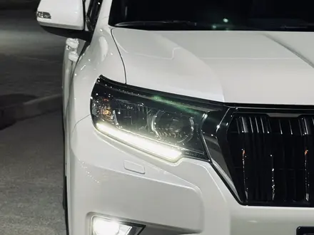Toyota Land Cruiser Prado 2020 года за 25 000 000 тг. в Астана