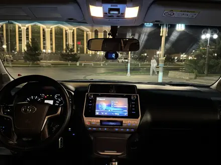 Toyota Land Cruiser Prado 2020 года за 25 000 000 тг. в Астана – фото 24