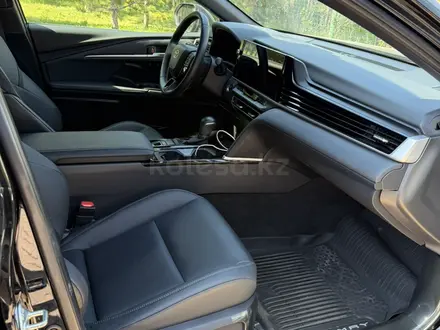 Toyota Camry 2025 года за 20 000 000 тг. в Астана – фото 4