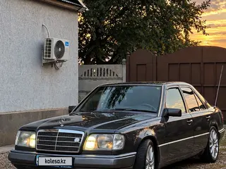 Mercedes-Benz E 280