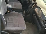Volkswagen Golf 1996 года за 700 000 тг. в Урджар – фото 5