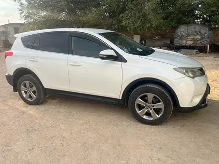 Toyota RAV4 2015 года за 10 000 000 тг. в Актау – фото 2