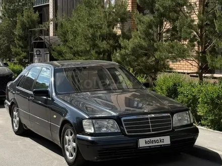 Mercedes-Benz S 320 1996 года за 3 700 000 тг. в Астана