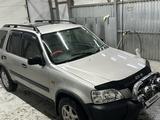 Honda CR-V 1996 годаүшін4 200 000 тг. в Калбатау – фото 2