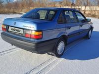 Volkswagen Passat 1992 годаүшін1 680 000 тг. в Усть-Каменогорск