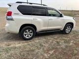 Toyota Land Cruiser Prado 2012 года за 15 400 000 тг. в Актобе