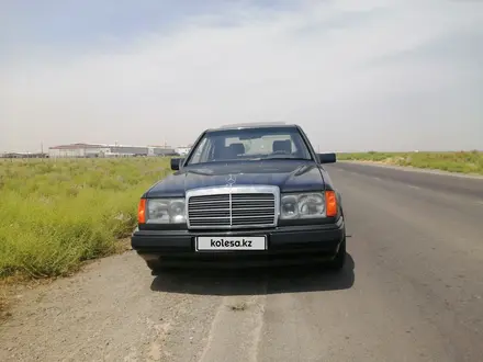 Mercedes-Benz E 200 1992 года за 2 200 000 тг. в Шымкент – фото 5