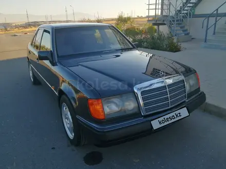 Mercedes-Benz E 200 1992 года за 2 200 000 тг. в Шымкент – фото 9