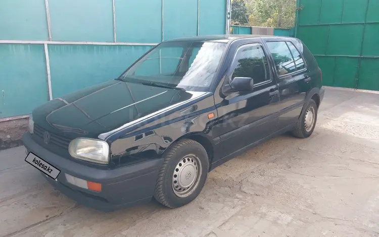 Volkswagen Golf 1992 годаүшін1 800 000 тг. в Актобе