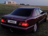 Mercedes-Benz E 230 1996 годаfor3 150 000 тг. в Петропавловск – фото 2