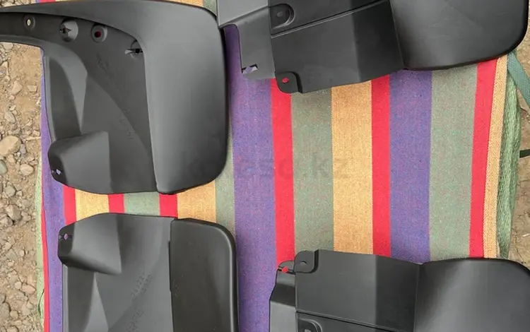 Брызговики на Тойота Лэнд КрузерПрадо 2015- за 19 000 тг. в Алматы