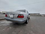 Mercedes-Benz E 280 1995 года за 3 500 000 тг. в Тараз – фото 3