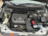 Mitsubishi Outlander 2006 годаүшін7 000 000 тг. в Алматы – фото 2