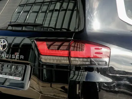 Toyota Land Cruiser Premium+ 2026 года за 67 900 000 тг. в Уральск – фото 9