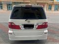 Toyota Alphard 2005 годаfor7 500 000 тг. в Актау – фото 2