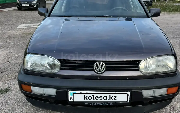 Volkswagen Golf 1993 года за 900 000 тг. в Караганда