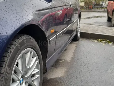 BMW 528 1997 года за 3 200 000 тг. в Астана – фото 4