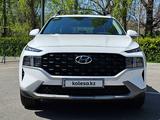 Hyundai Santa Fe 2023 года за 17 900 000 тг. в Алматы – фото 2