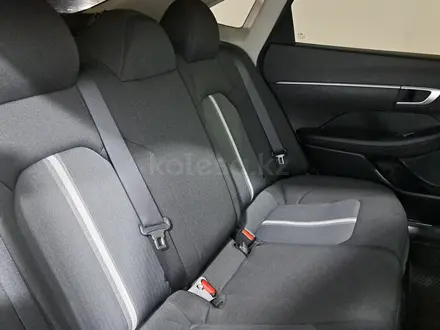 Hyundai Sonata 2021 года за 10 540 000 тг. в Актобе – фото 16