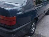 Volkswagen Vento 1993 годаfor600 000 тг. в Шымкент – фото 3